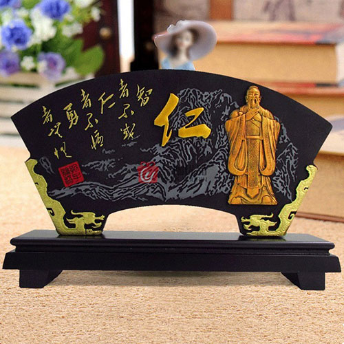 上善若水，以炭为载 一伽优品炭雕摆件的艺术与生活哲学